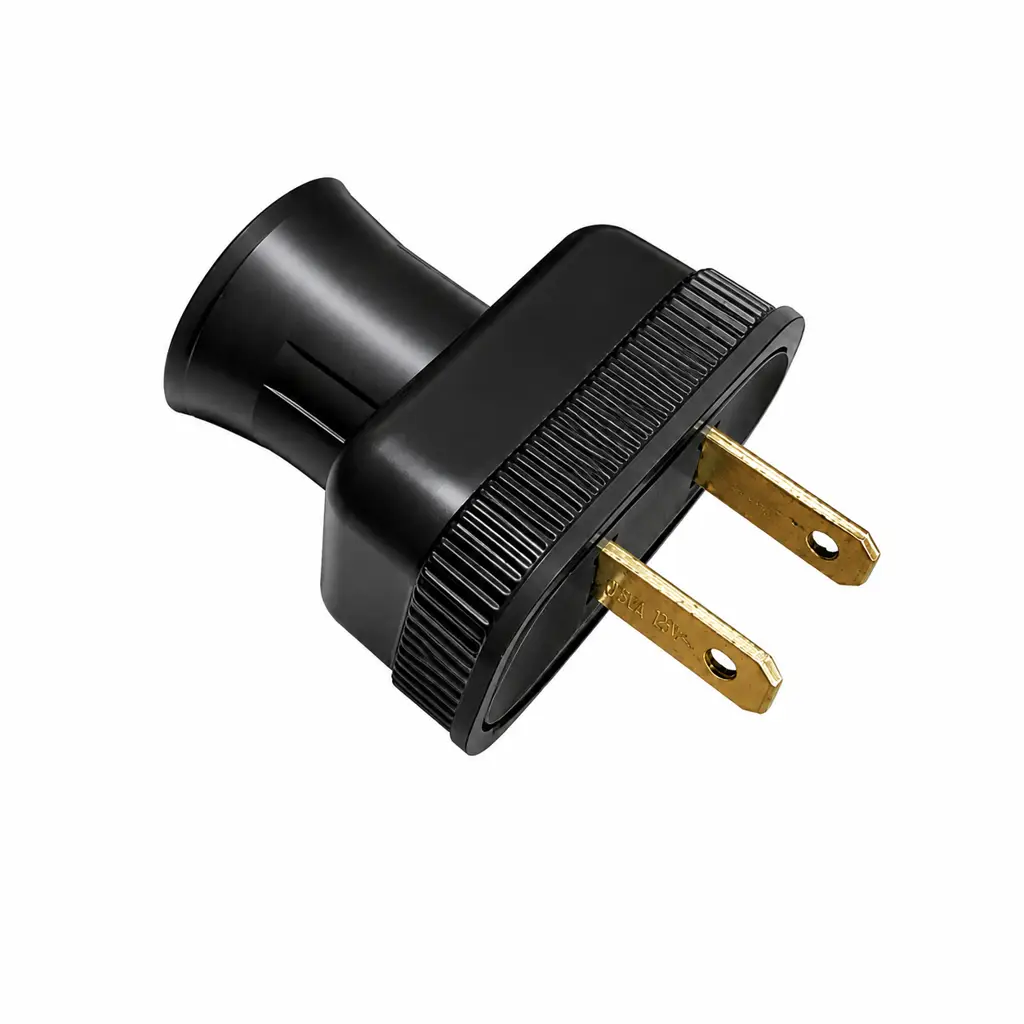 Enchufe plano negro de la marca Eagle para conexiones residenciales de 15 amperios 1