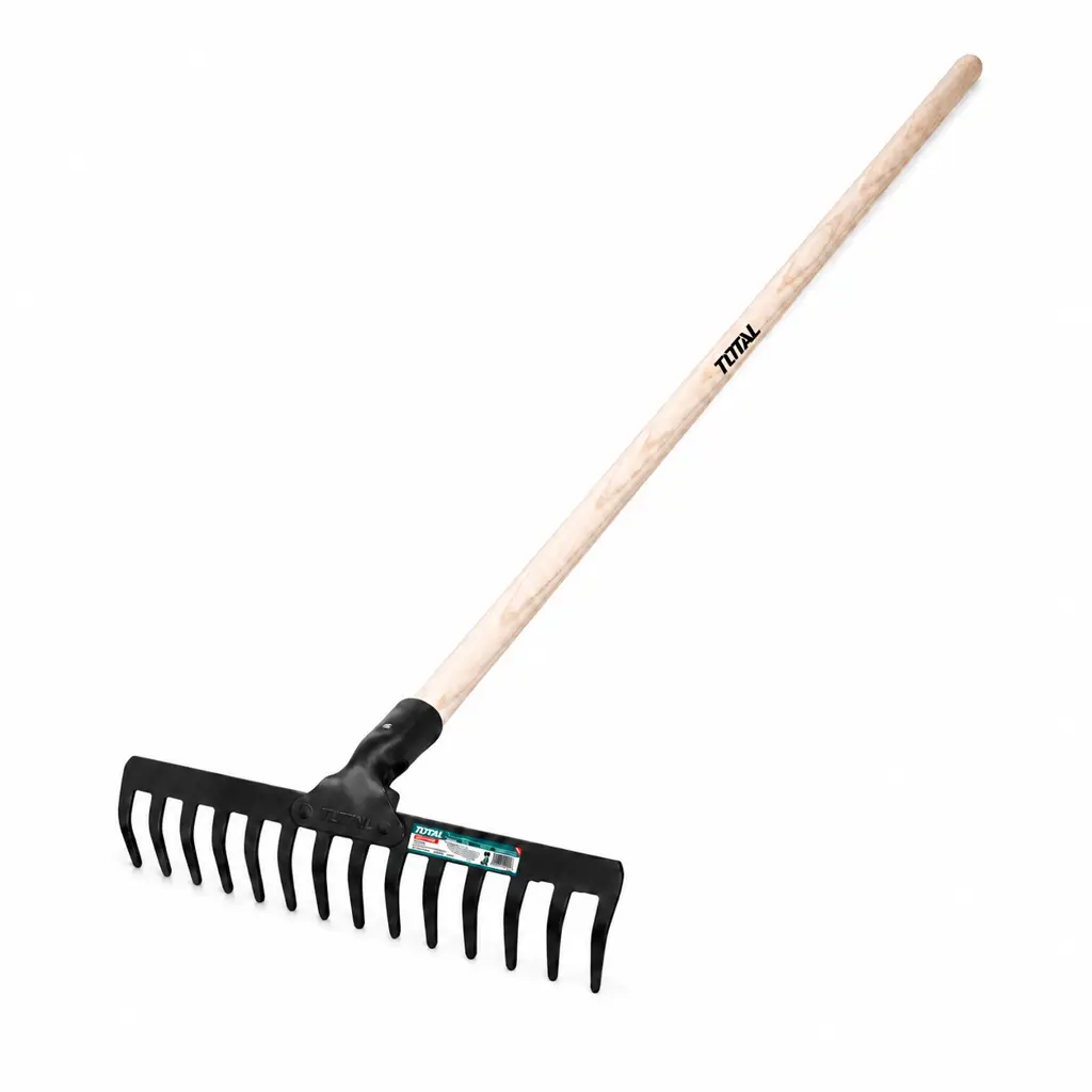 Rastrillo de metal de 14 dientes con cabo de madera marca Total para trabajos de jardinería 1